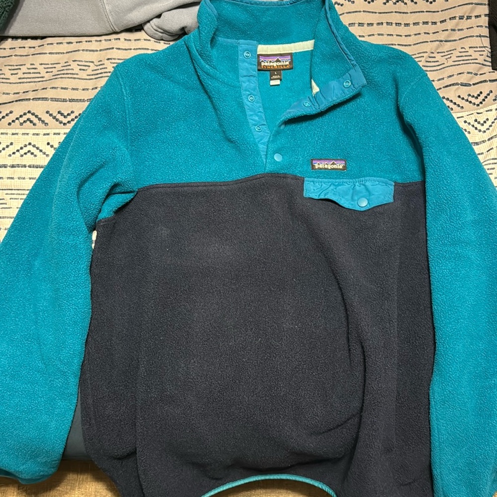 Like new Patagonia Women's Lightweight Synchilla® Snap-T® Fleece Pullover